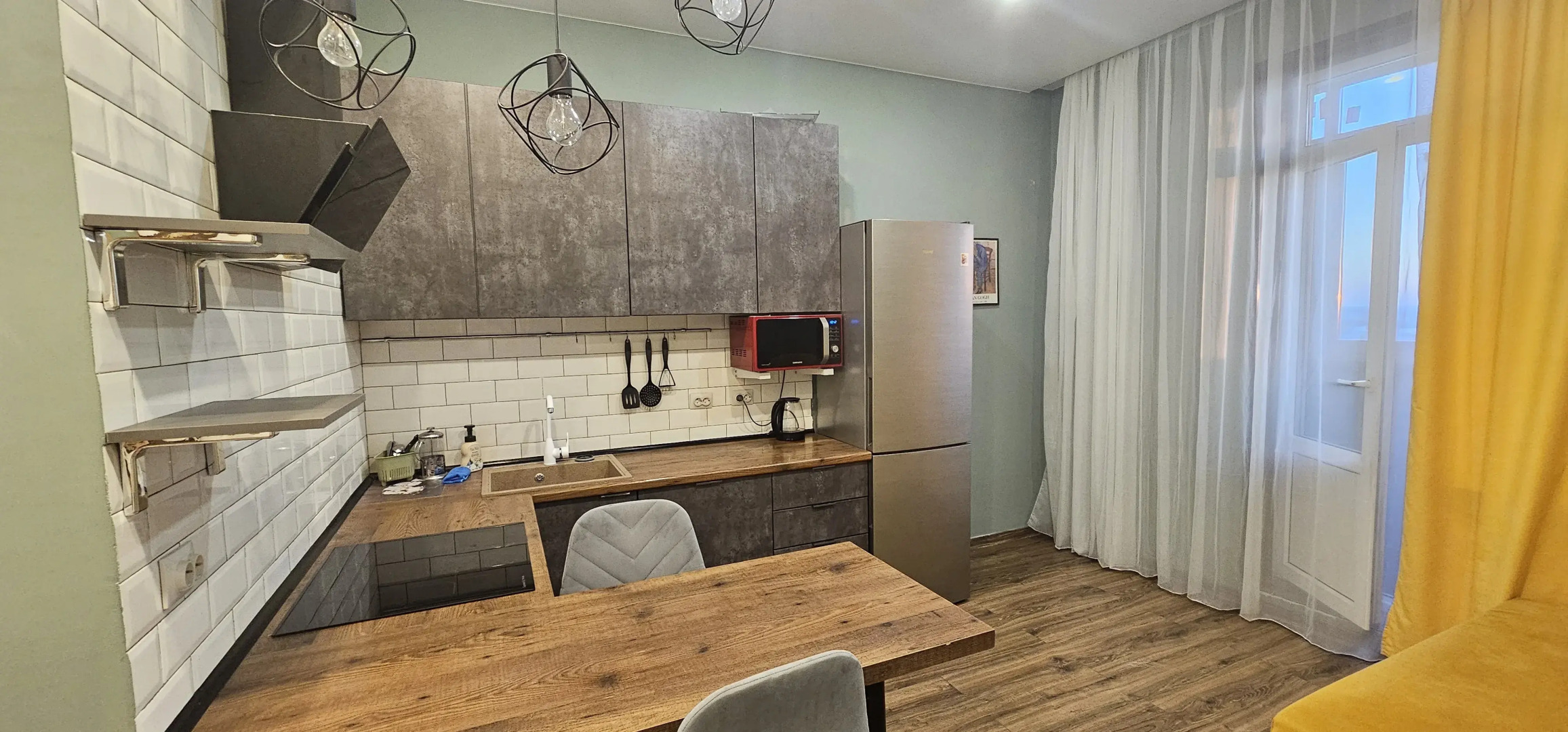 Апартаменты Аврора на Михалицына 1, 10 этаж