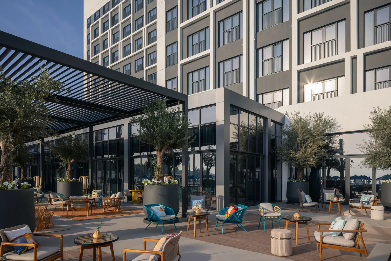 Отель Rove Al Marjan Island