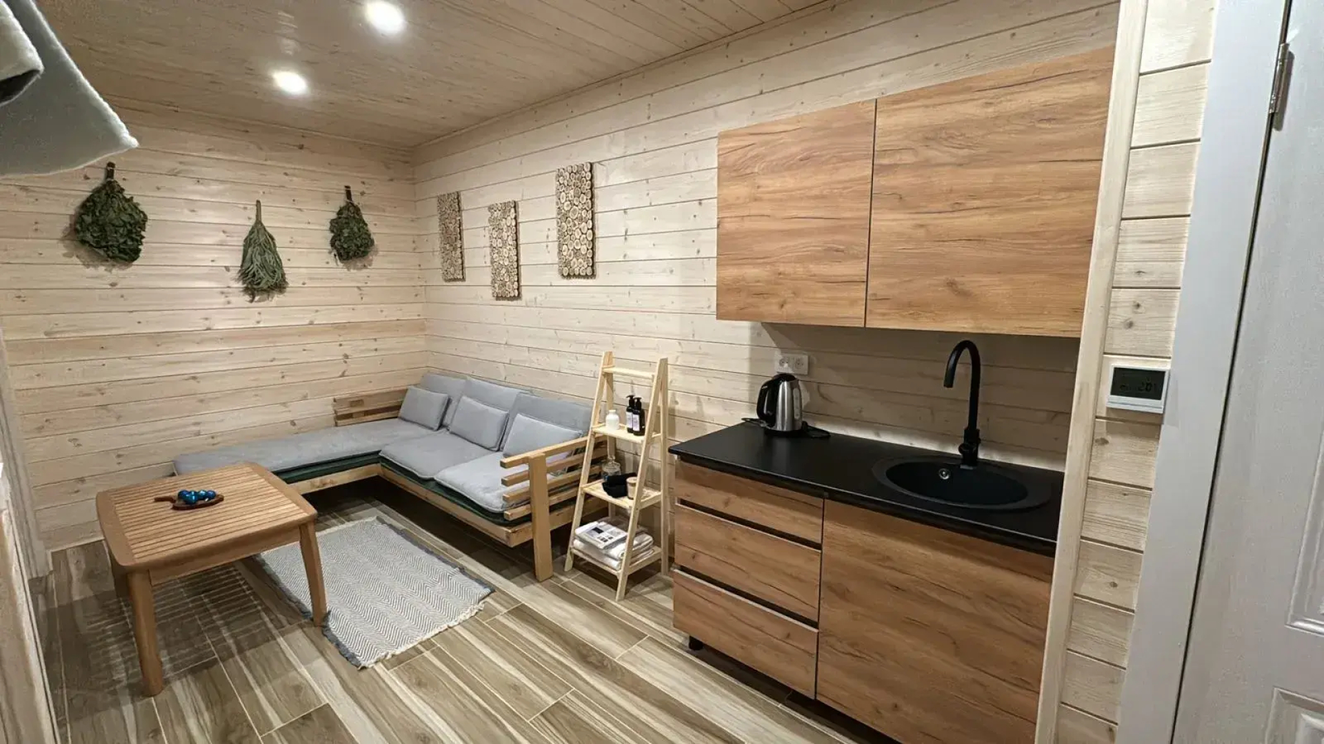 Частный дом Дом с баней, чаном и беседкой