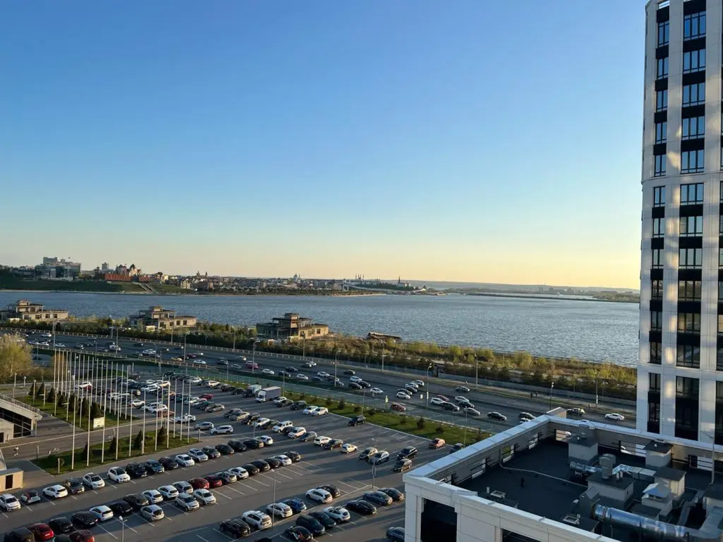 Апартаменты SUNVILLES Новая дизайнерская двушка с Видом