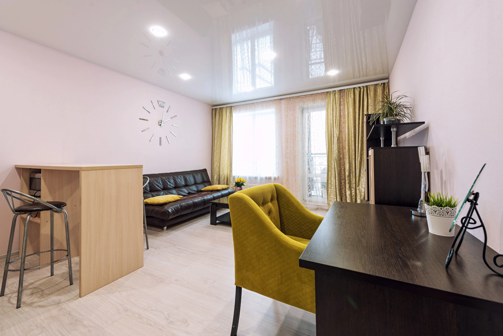 Апартаменты SC Ostrovskogo 93D 23fl