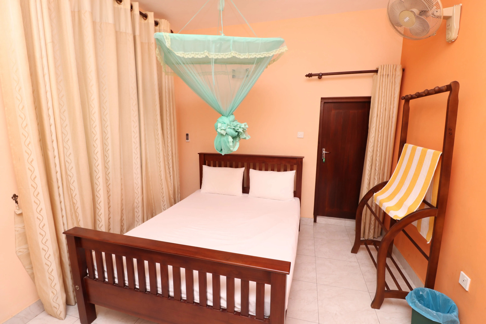 Вилла Yoho Red Stone Resort