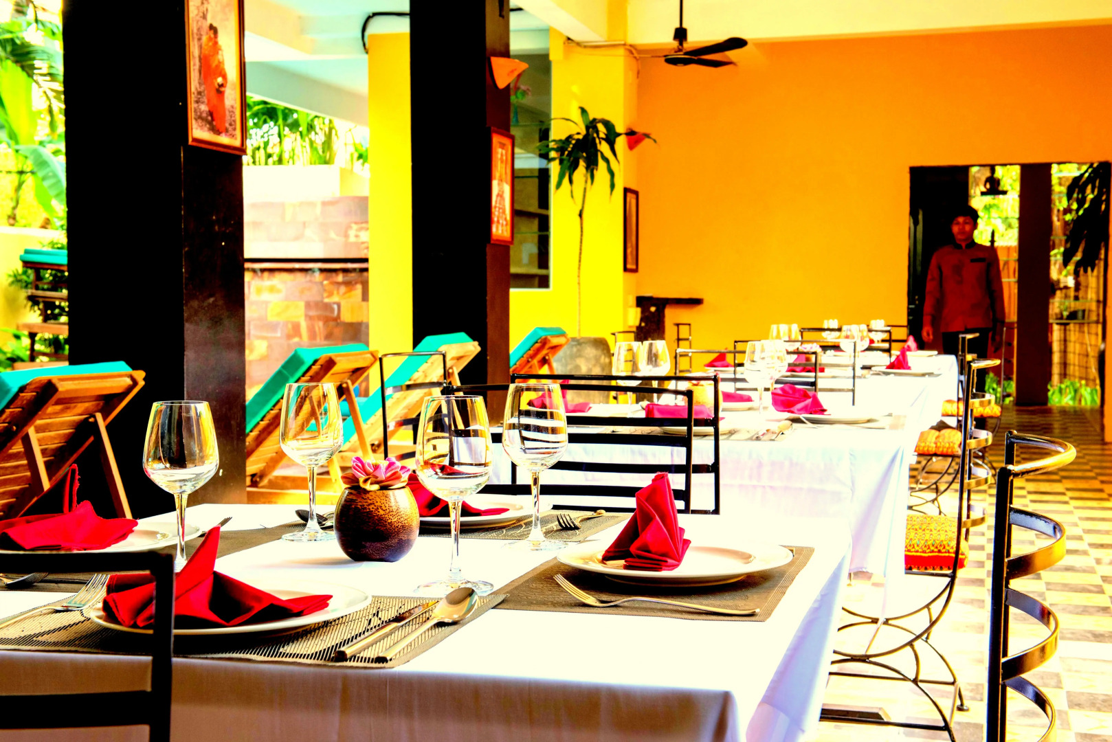 Отель Golden Banana Residence