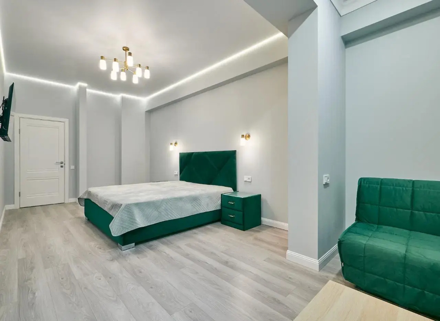 Квартира на Декабристов