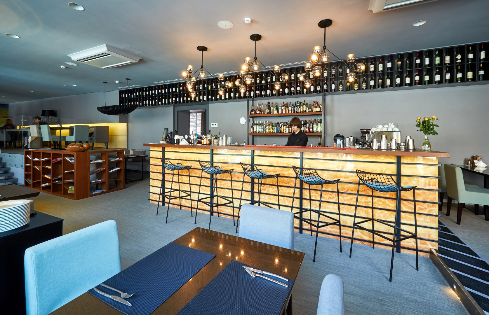 Отель Приморье