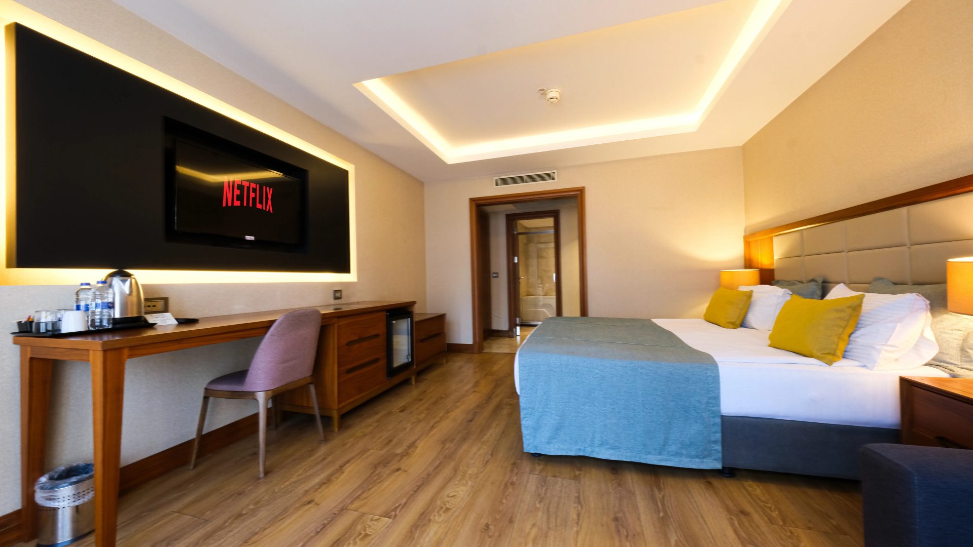 Endless Art Hotel