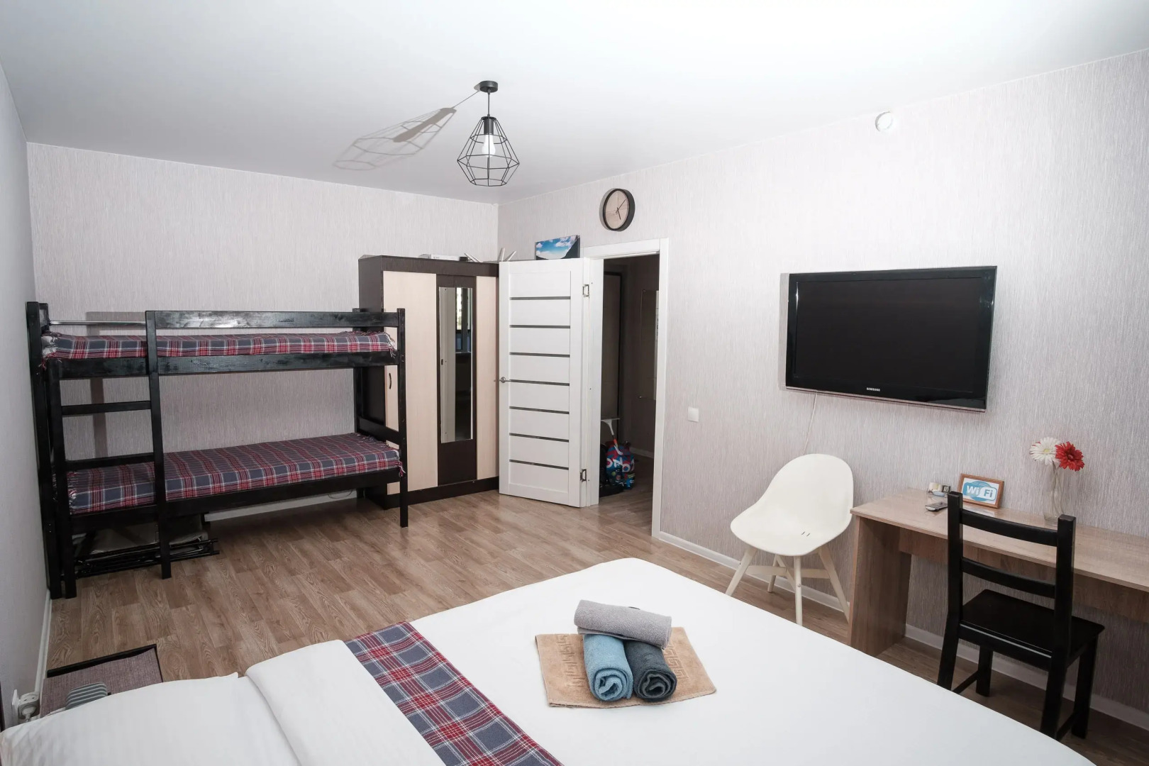 Квартира Уютная на Севастьянова