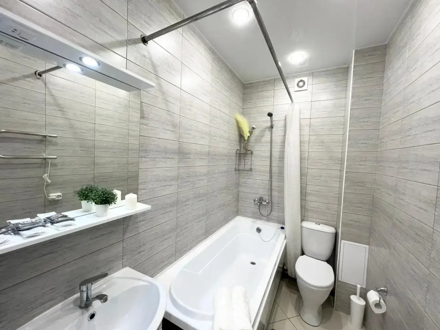 Апартаменты на Тульской 18 Однокомнатные на 4 этаже