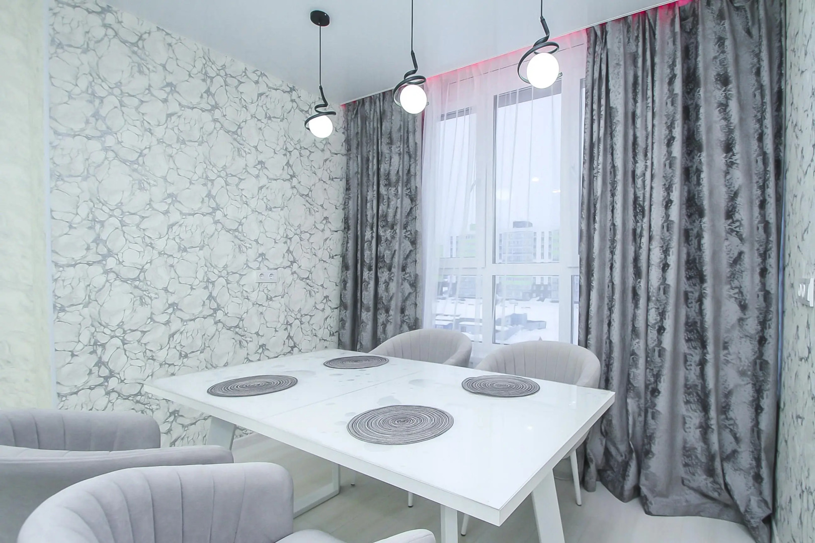 Квартира 2 комнатная Университетская 43