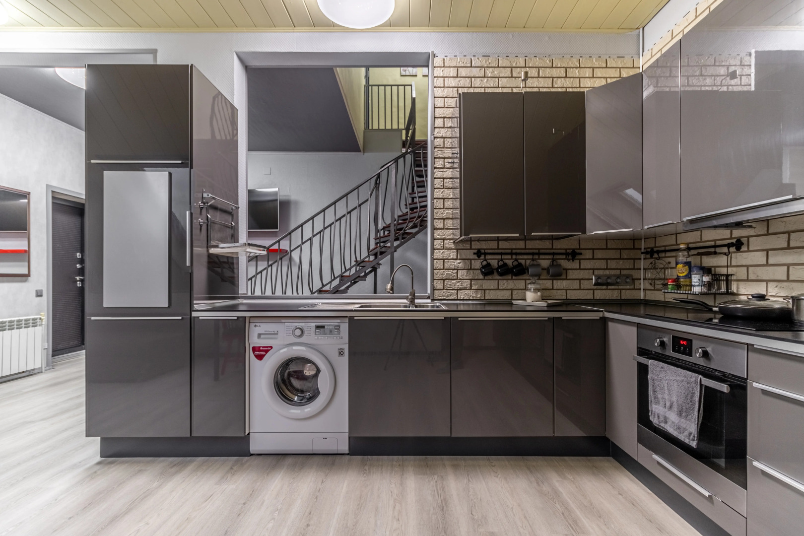 Апартаменты - Студия в Районе KMЗ