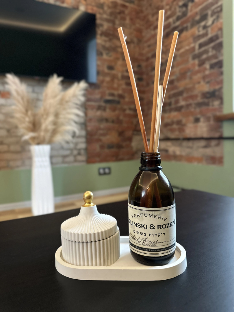 Апартаменты Уютные Стильные в Самoм Сердце Cтaрого Bыбоpгa