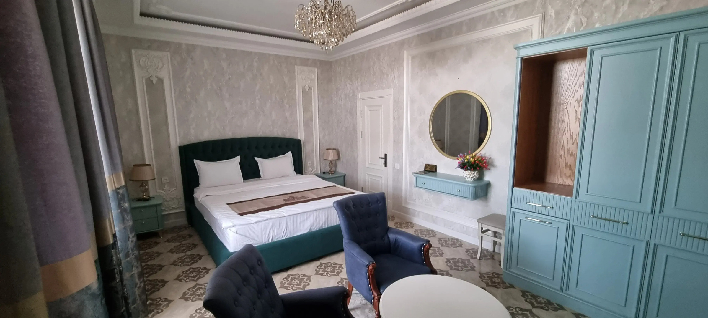 Отель и Спа Hayat Plaza