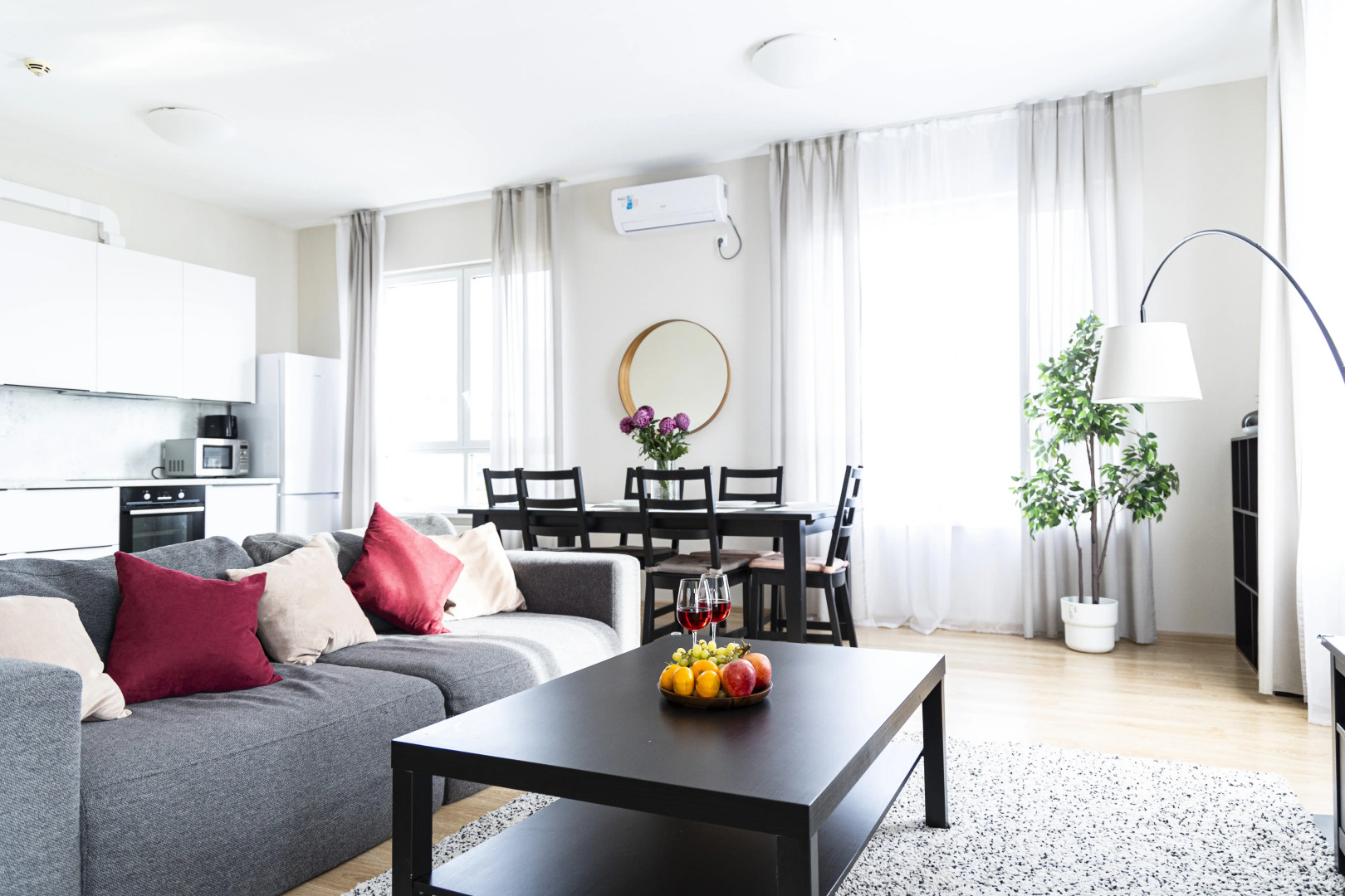 Апартаменты Smart Aparts Grand Seaview