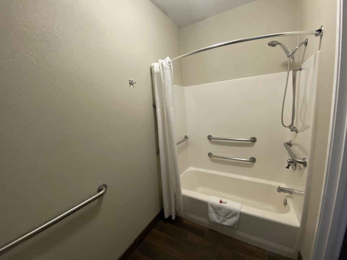 Отель Baymont Inn and Suites