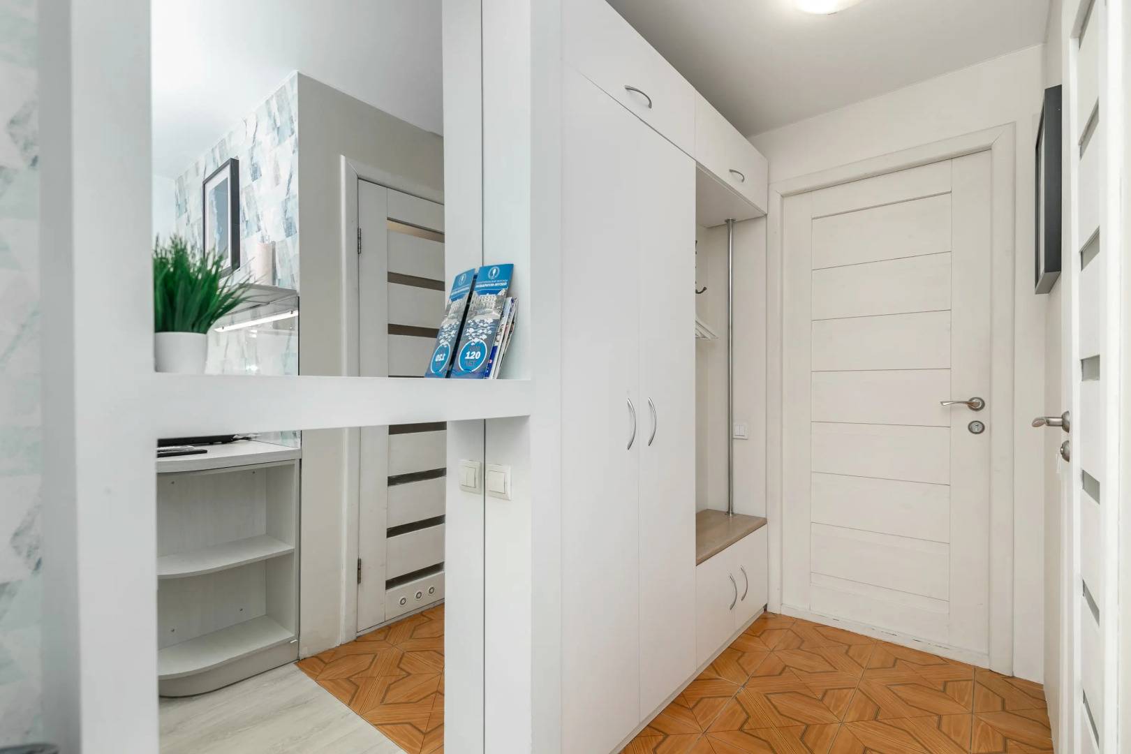 Апартаменты на Острякова 2