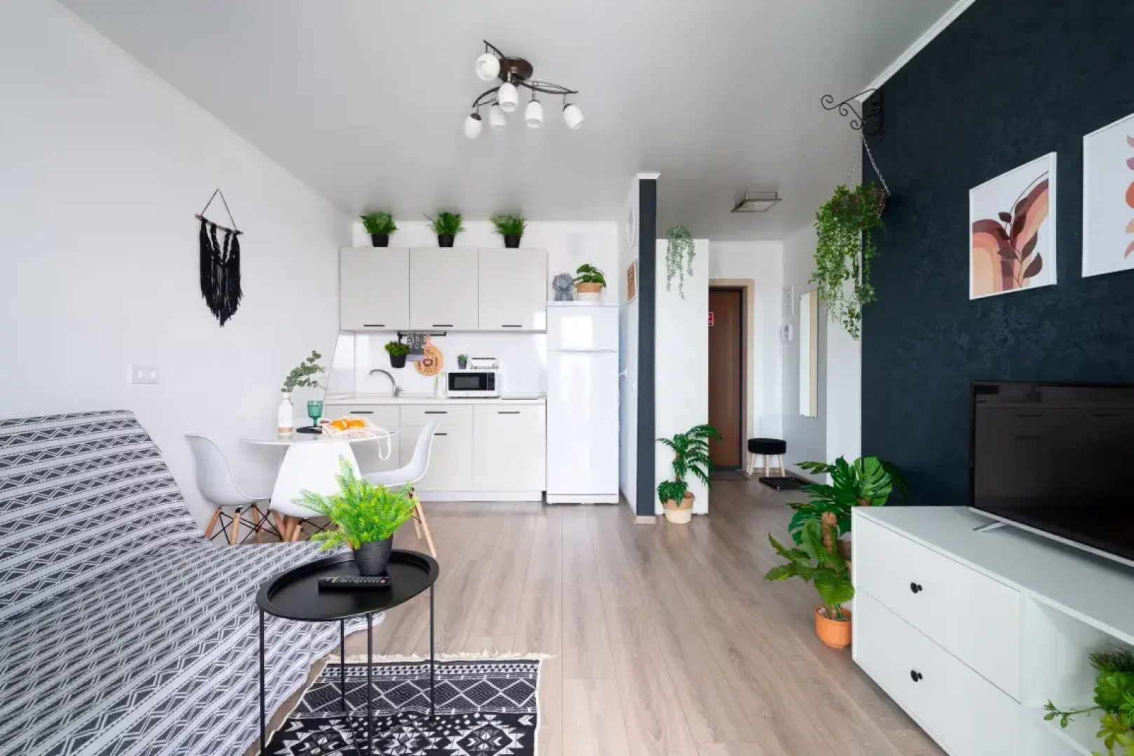 Апартаменты Novin House Contrast Home