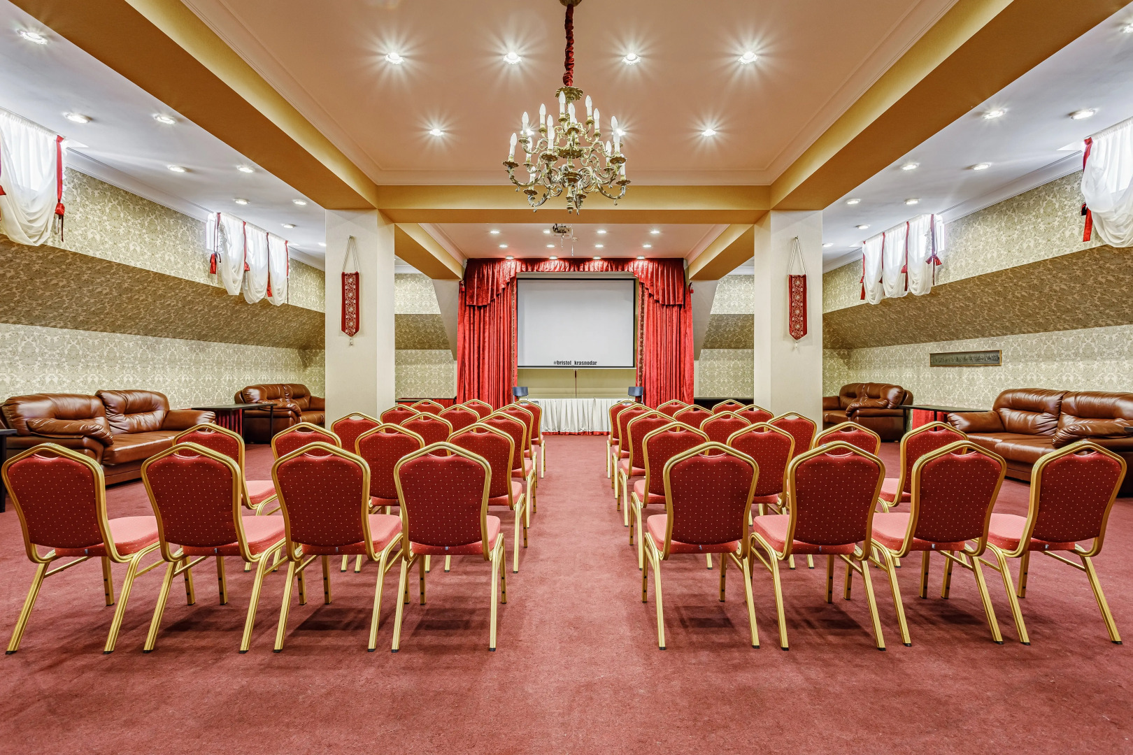 Отель Бристоль