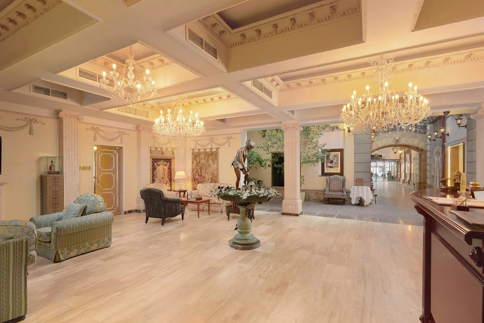 Бутик-Отель Автор