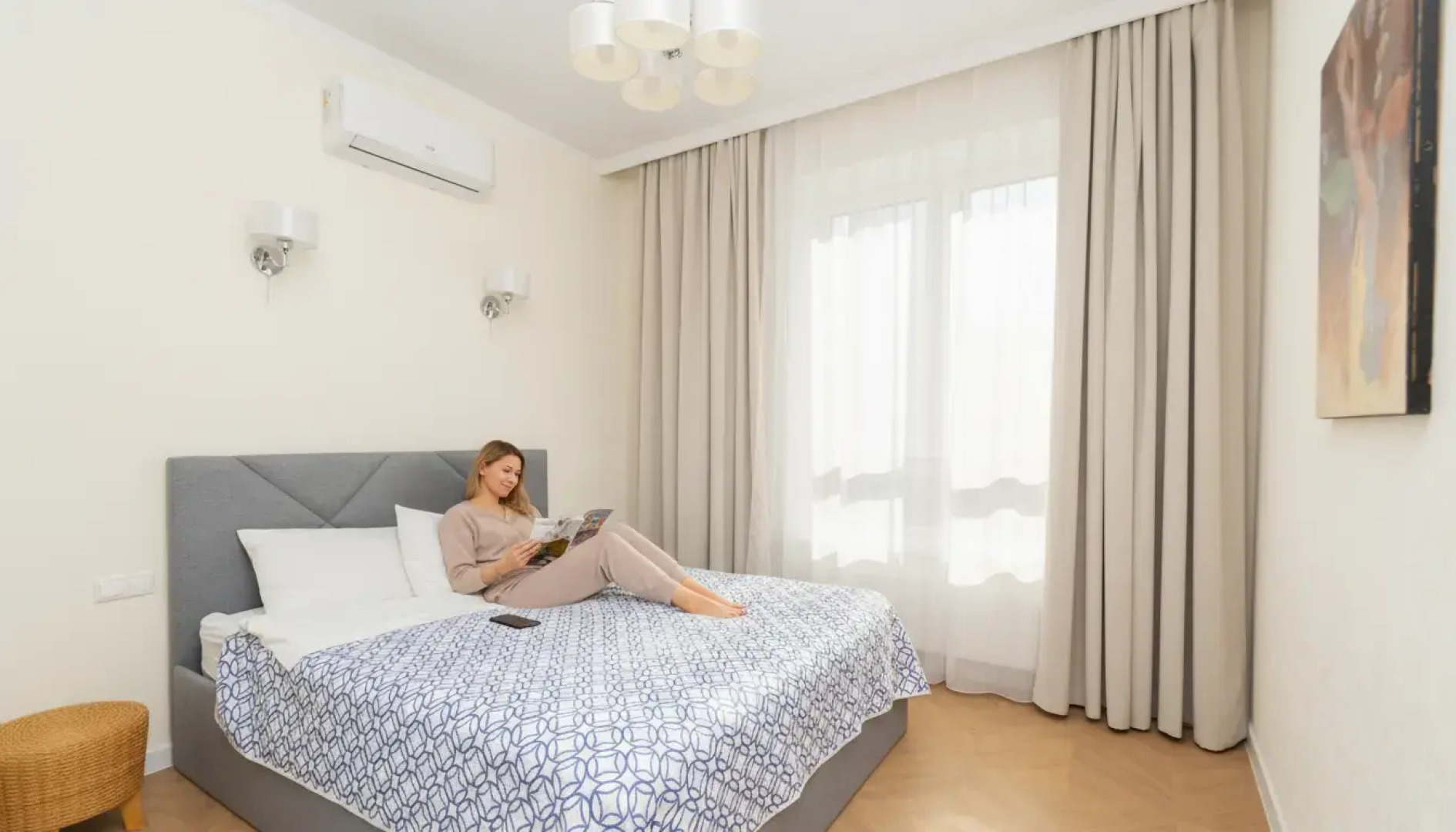 Апартаменты 37м с Кроватью и Диваном