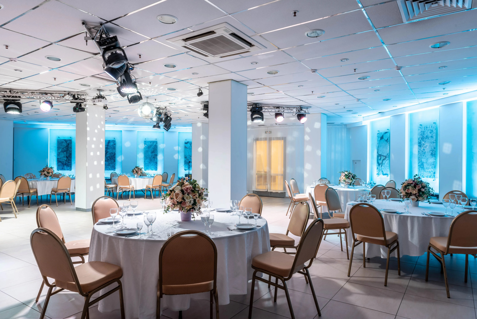 Отель Cosmos Petrozavodsk