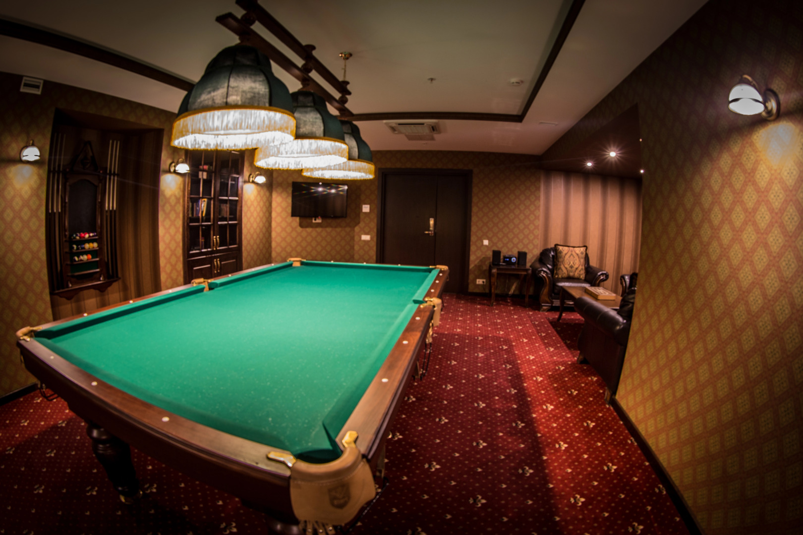 Отель Комендантская Дача