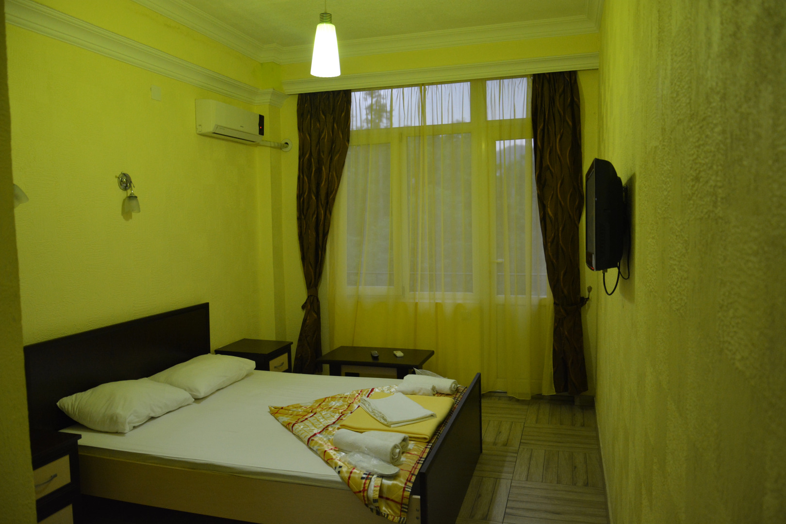 Отель Nine Brothers