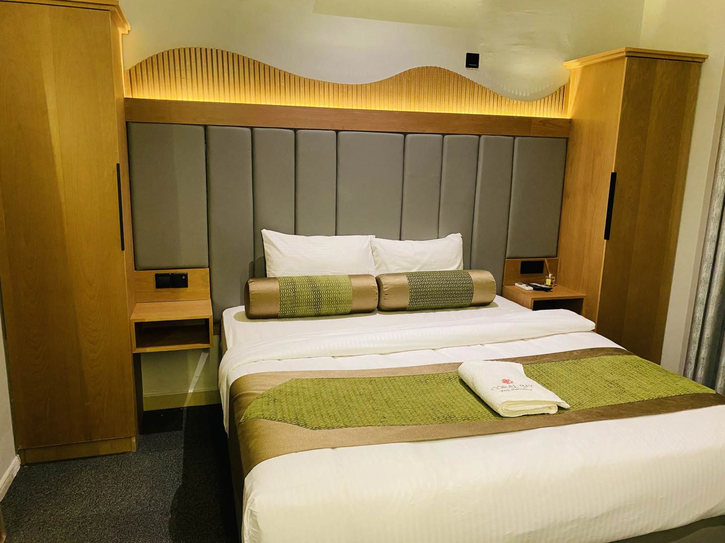 Отель Coral Bay Hotel Khorfakkan