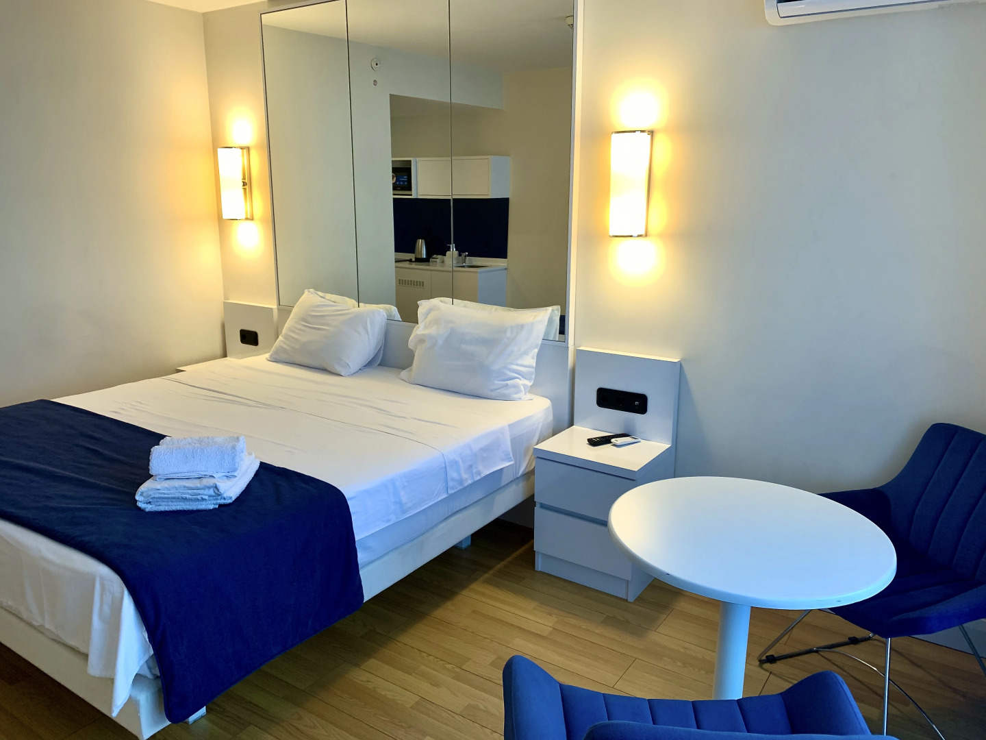 Апартаменты Panorama Orbi City Life