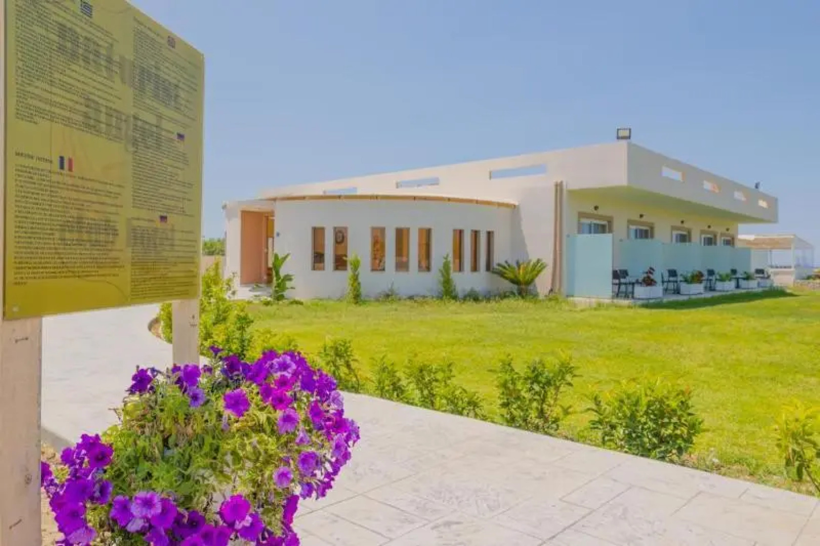 Отель Viva Tourismo Resort Naturist Club