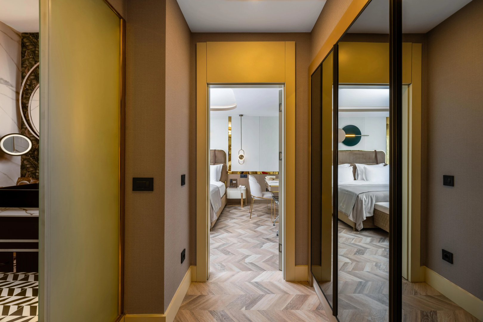 Lexia Hotels