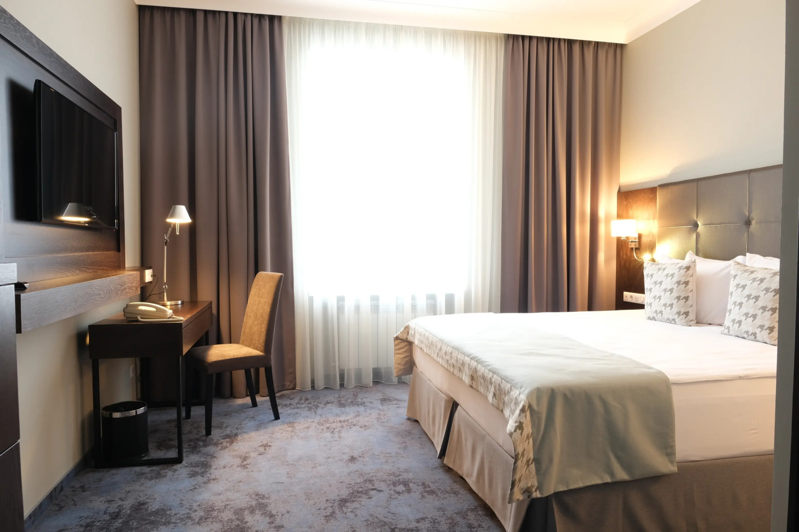 Отель Островский