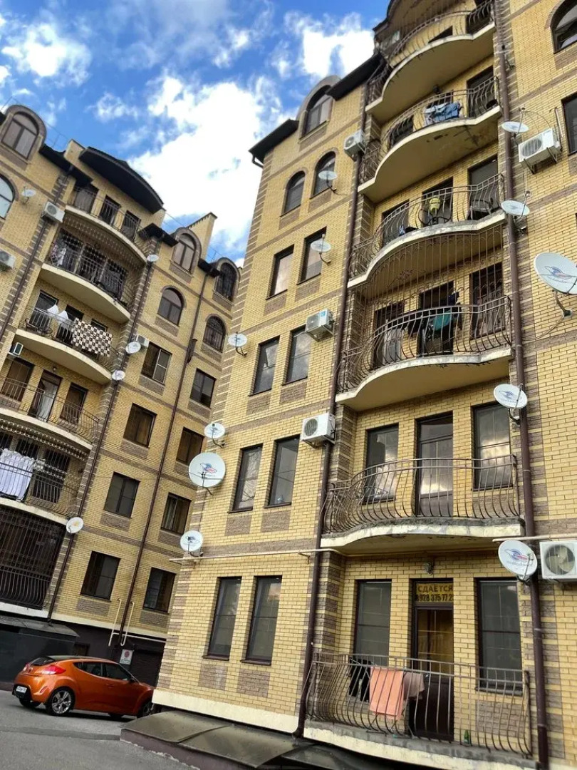 Квартира в элитном доме в городе Ессентуки