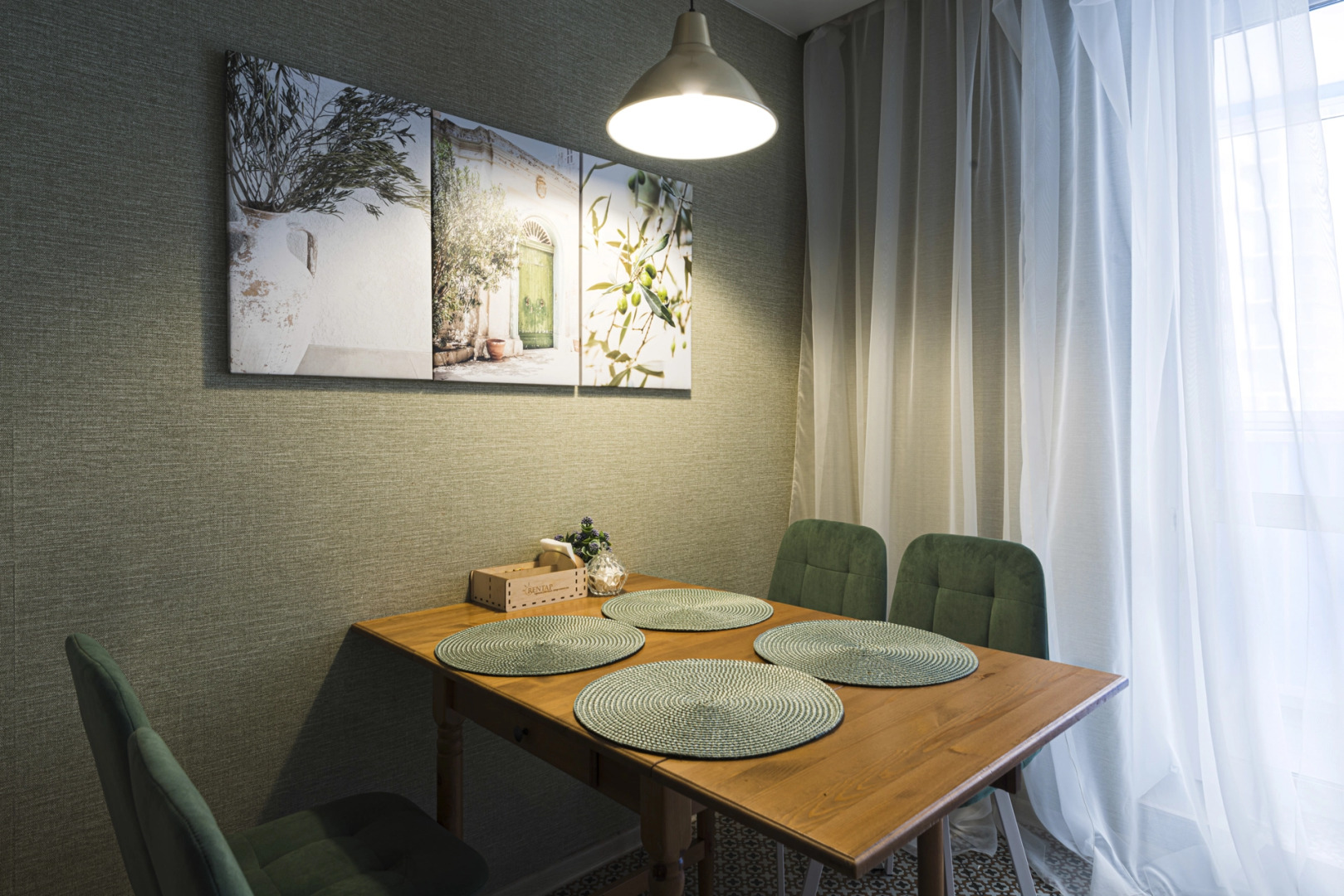 Квартира 2-к недалеко от залива на Радужной 10 от RentAp, 6 сп.мест