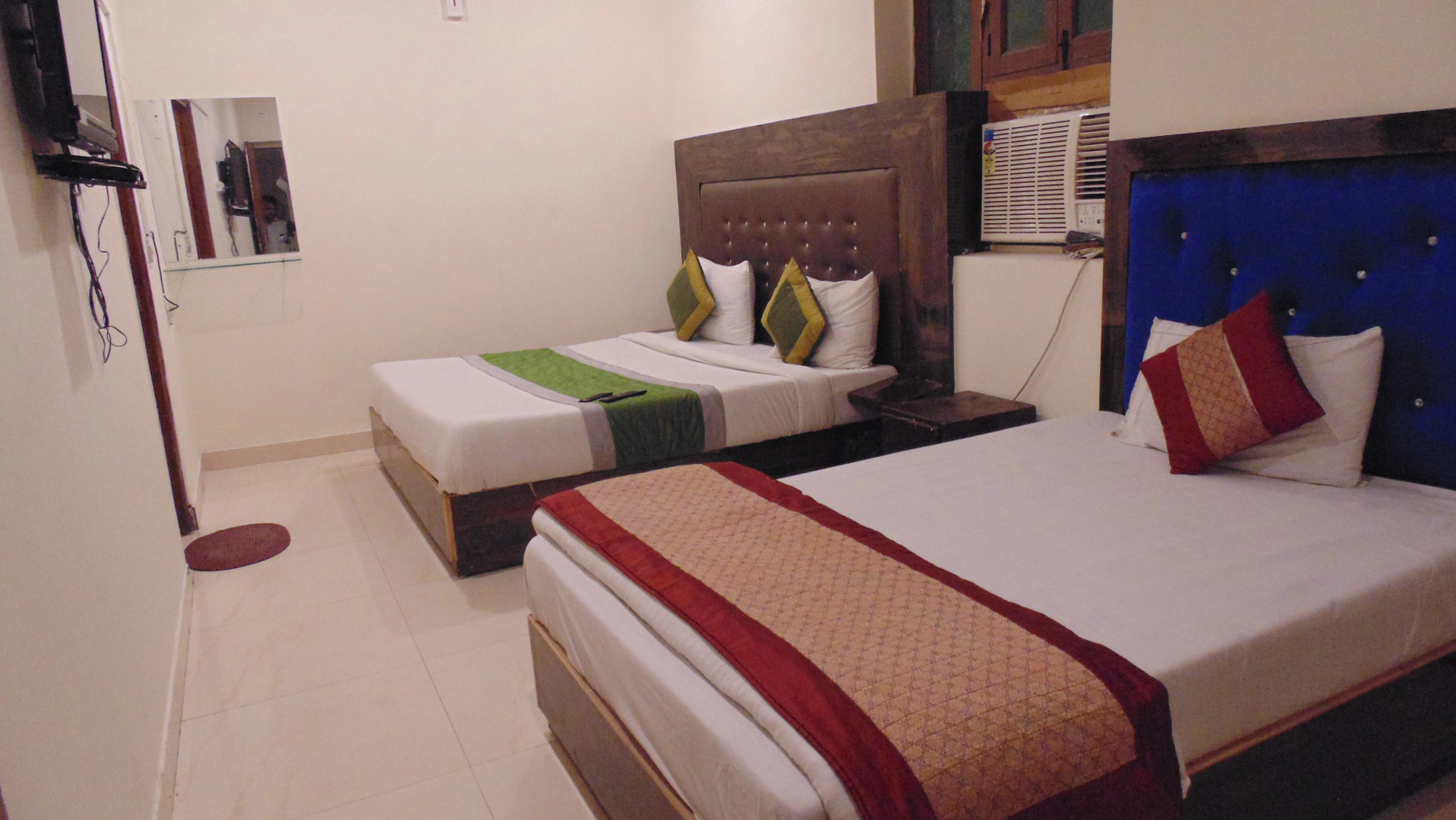 Отель Sehrawat inn