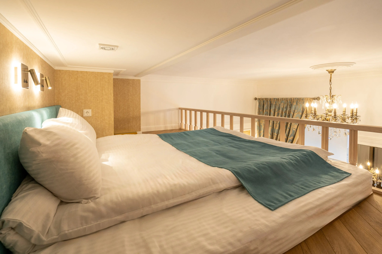 Апартаменты KeysSpb на Невском St3