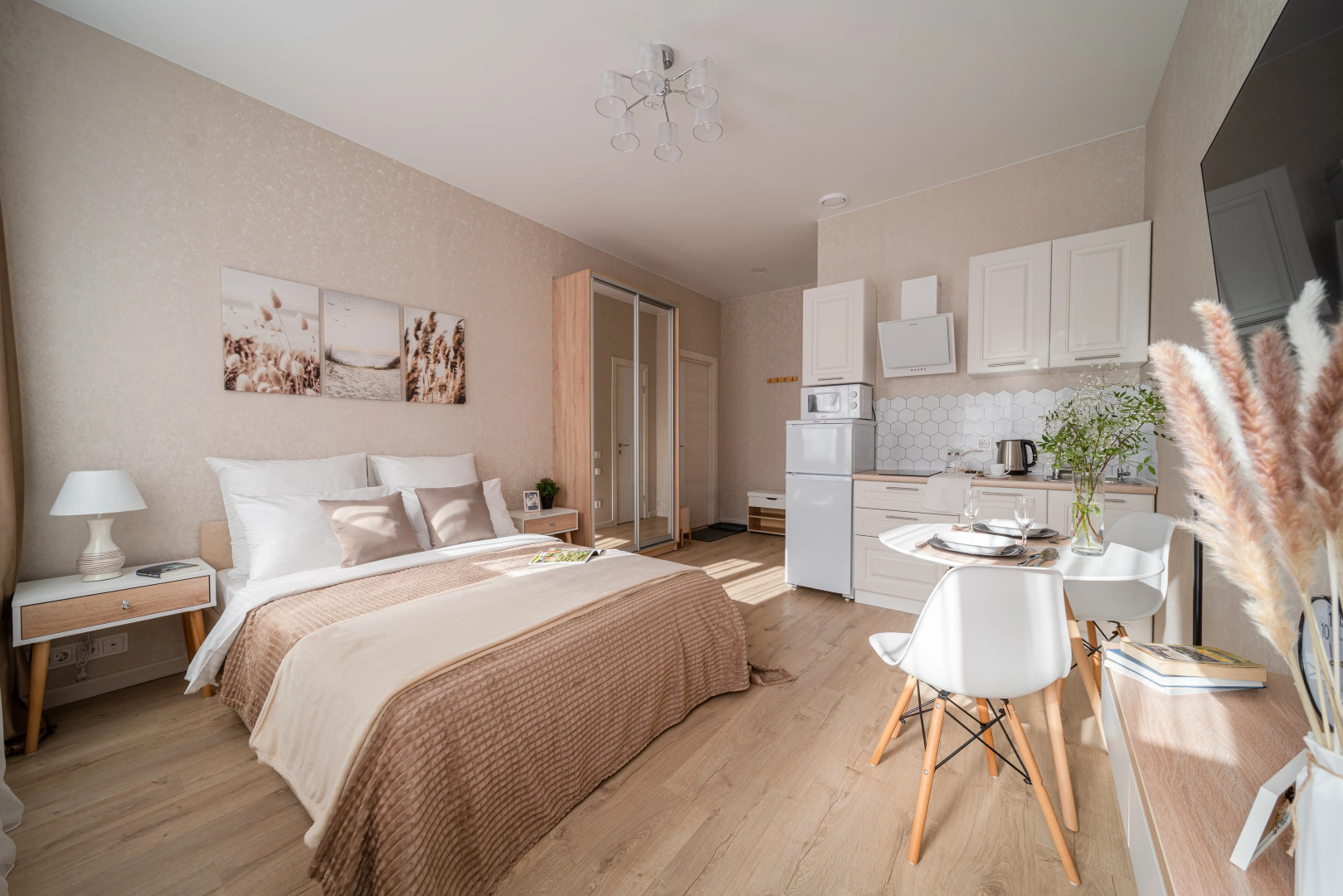 Апартаменты Дизайнерские на Буженинова Пpeображенcкая Плoщадь Карамель