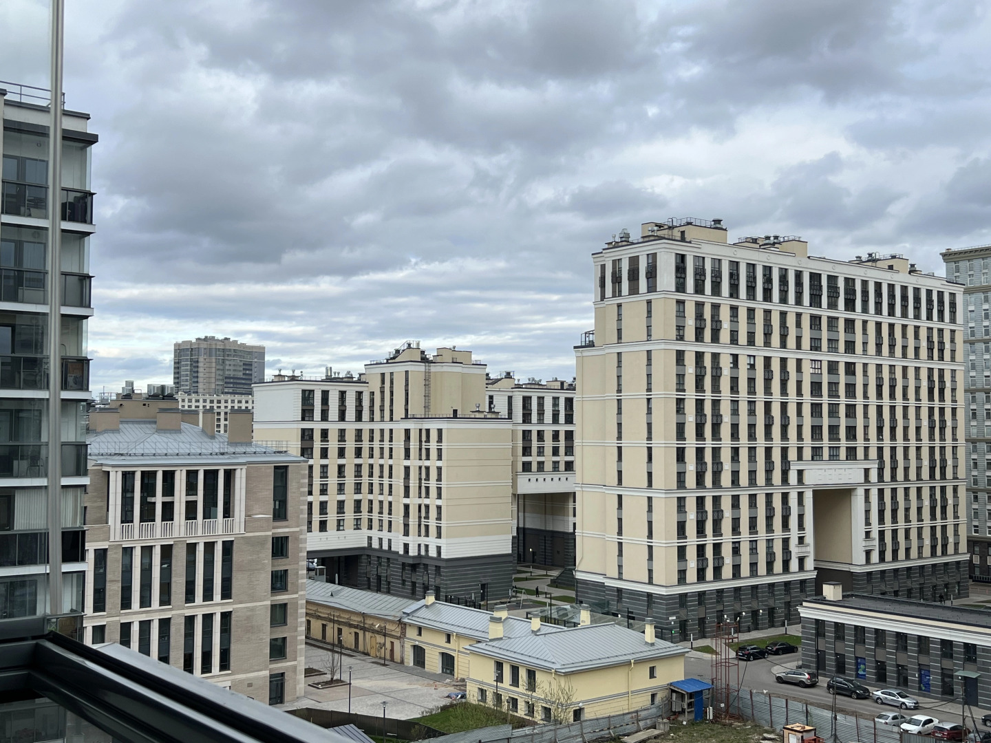 Квартира Лиловая студия на набережной Обводного канала