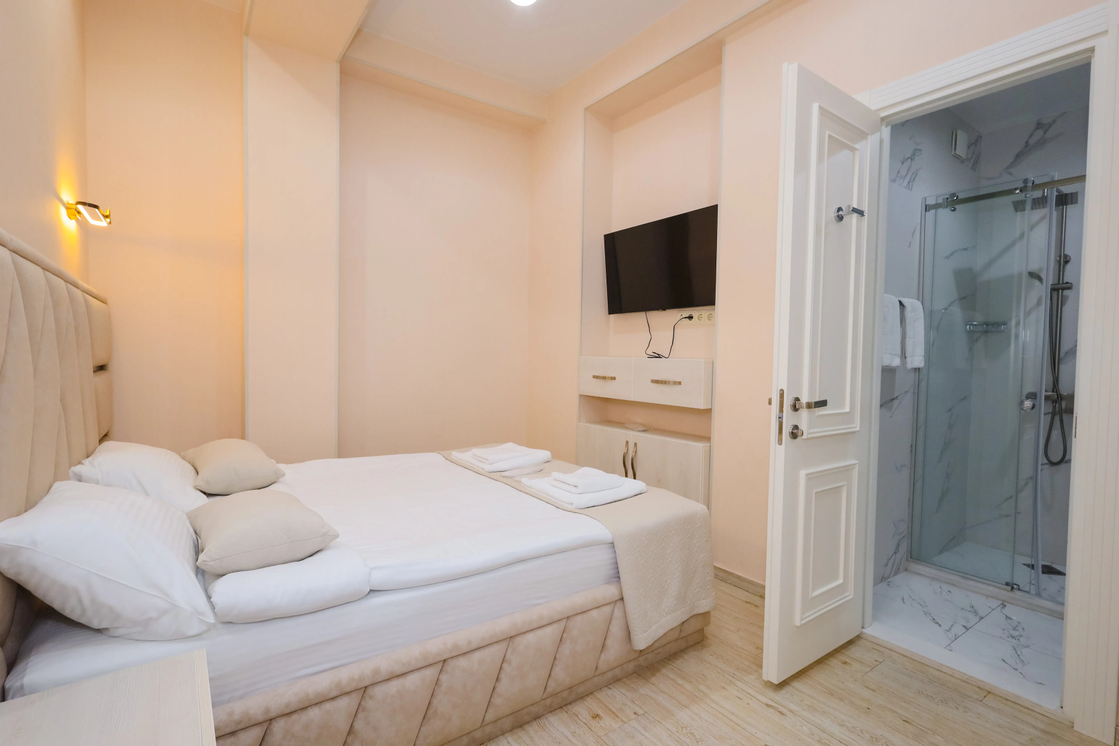 Апарт-отель Westhills