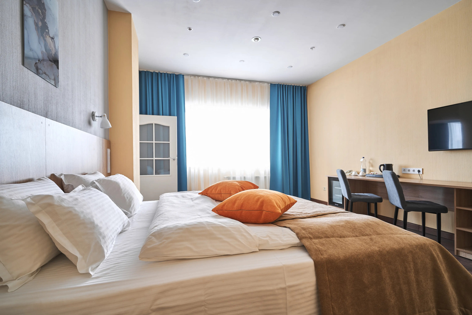 Отель Атлантик by USTA Hotels