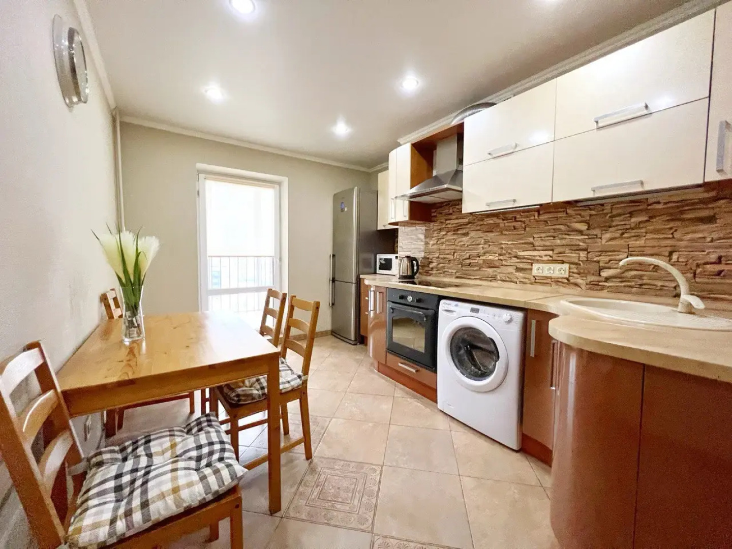 Апартаменты у Чаши и Кремля