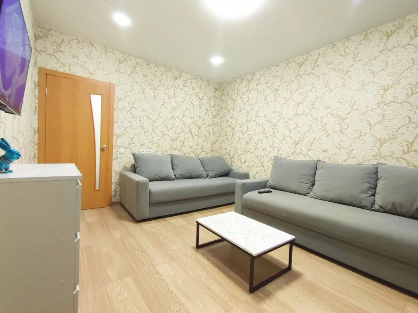 Квартира Уютная 2 комнаты рядом с Аэропортом в микрорайоне Современник