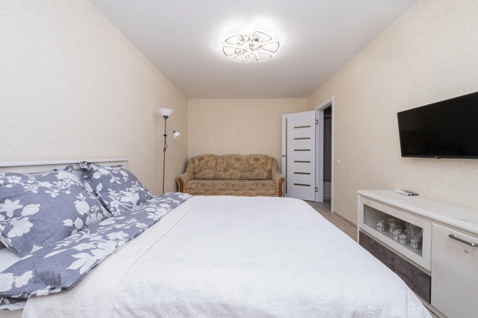 Квартира Двухкомнатная в центре Ново-Савиновского района Казани