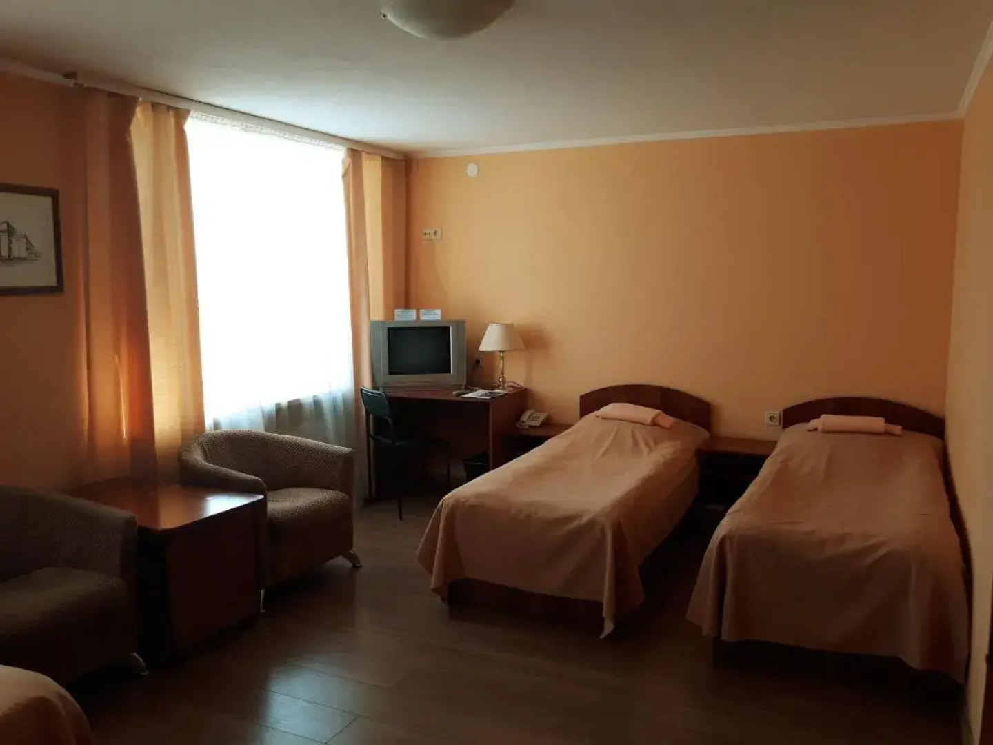 Отель Надеждинский