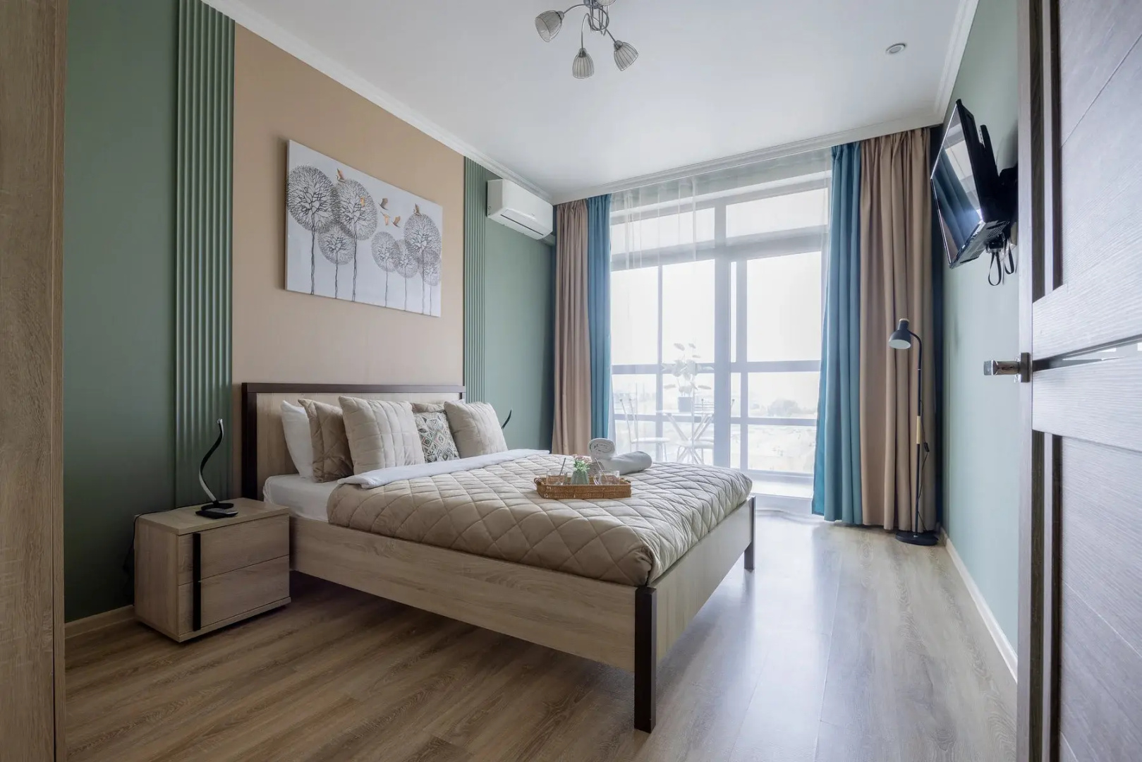 Апартаменты Алис Designer Interiors