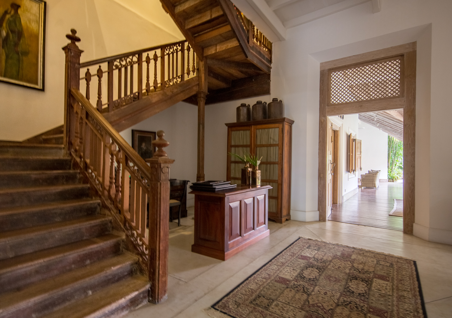 Вилла Taru Villas - Rampart Street