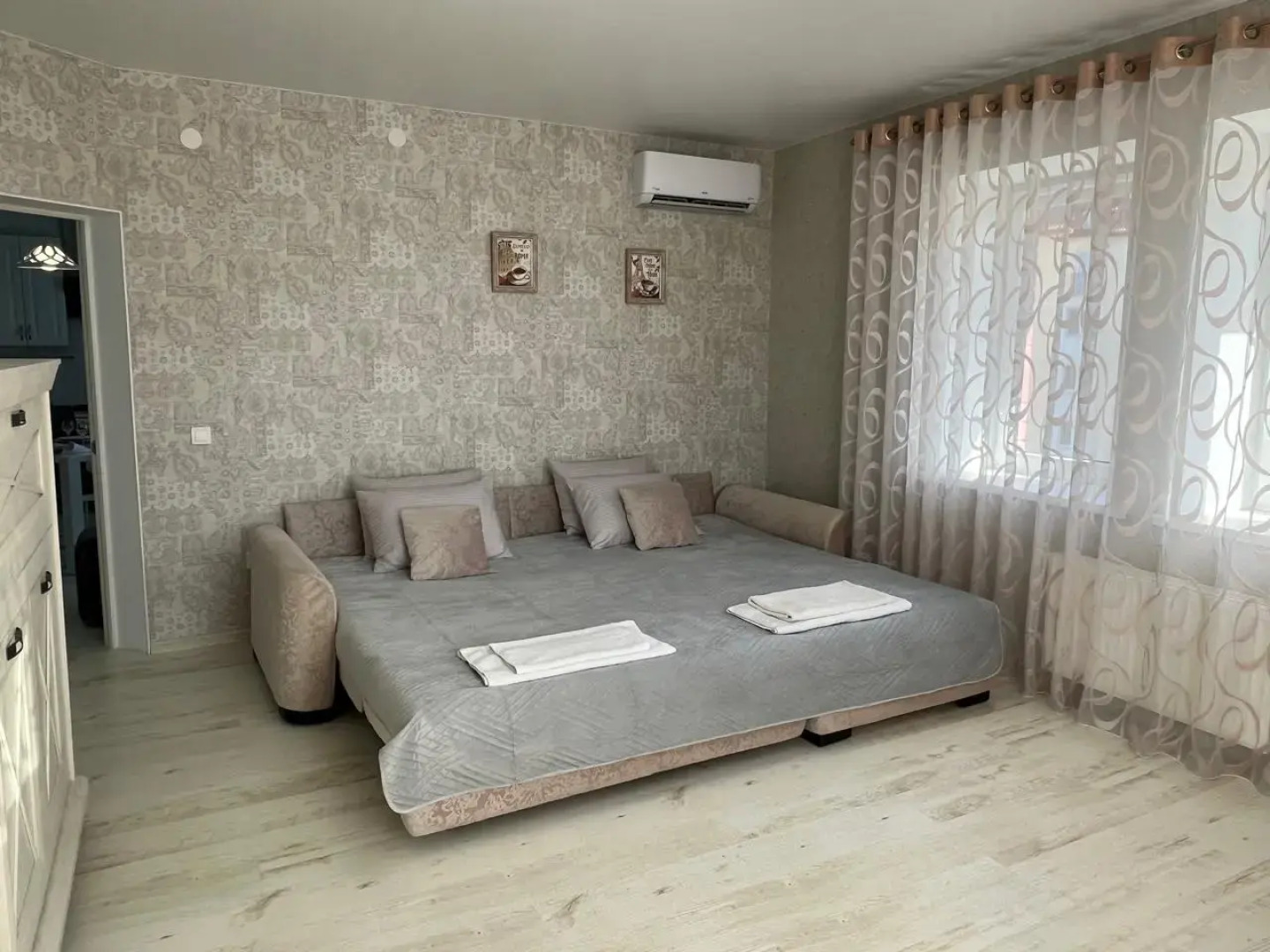 Апартаменты История на море