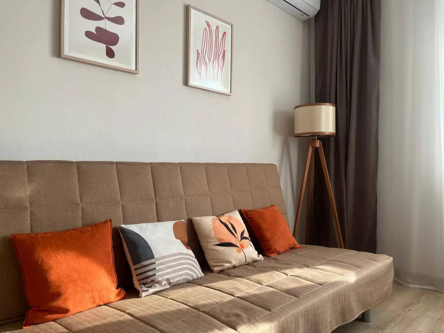 Квартира 1-комнатная 42 м², 8/9 этаж