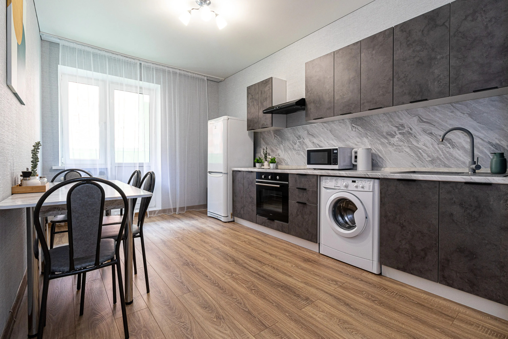 Квартира Двухкомнатная рядом с парком Галицкого