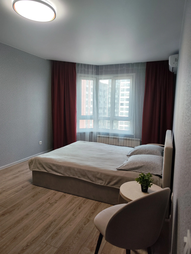 Квартира на улице 9 Января 68/1к2