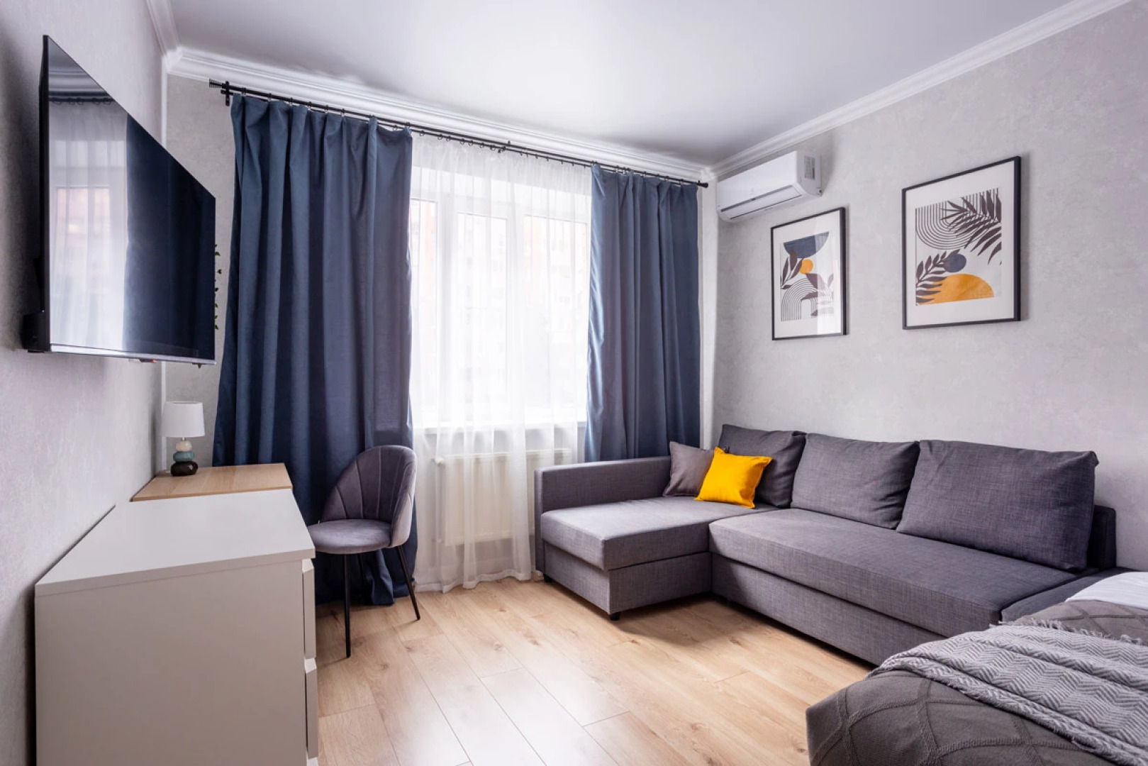 Апартаменты LikeHome Сапфир вблизи парка Галицкого